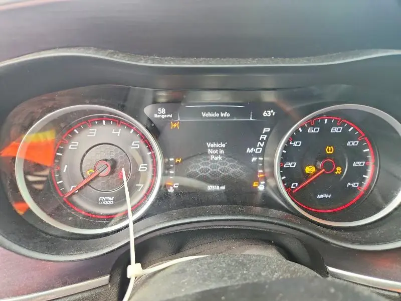 2015 DODGE CHARGER SE  