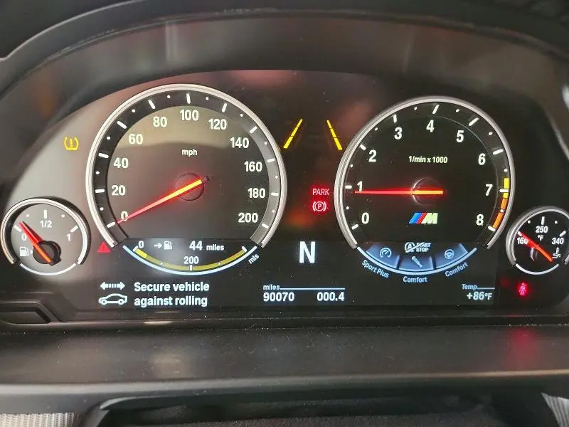 2013 BMW M5   