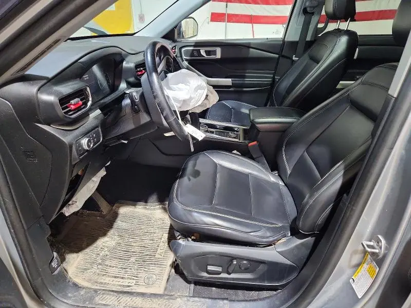 2021 FORD EXPLORER XLT  
