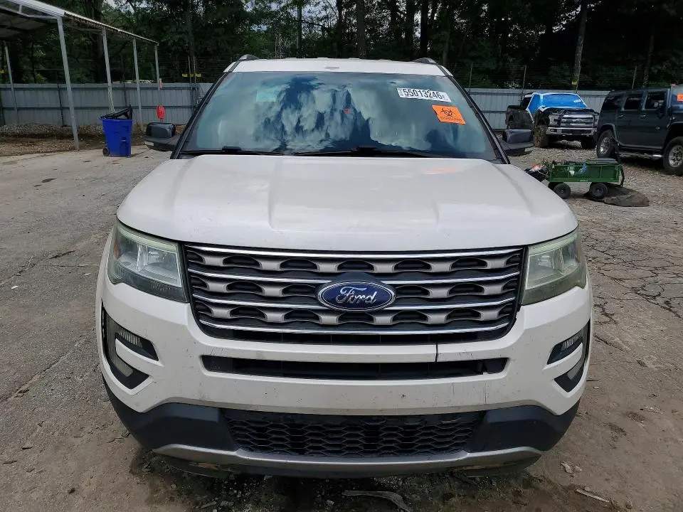 2017 FORD EXPLORER XLT  