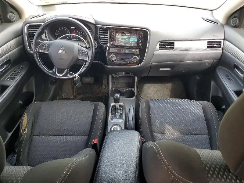 2016 MITSUBISHI OUTLANDER SE  