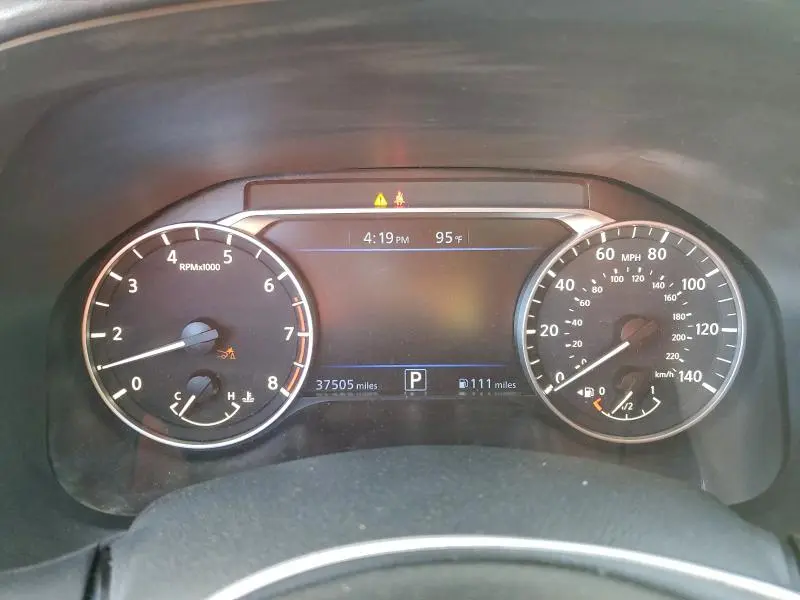 2024 NISSAN ALTIMA SR  