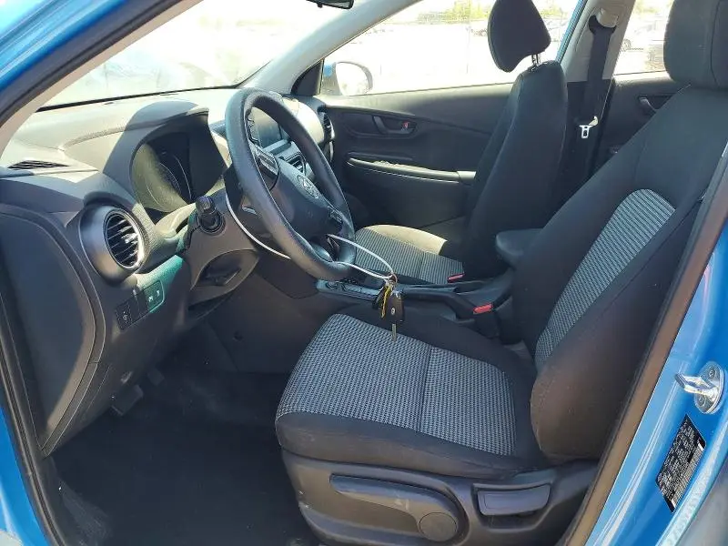 2020 HYUNDAI KONA SE  