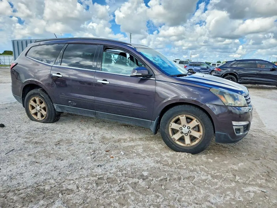 2016 CHEVROLET TRAVERSE LT  