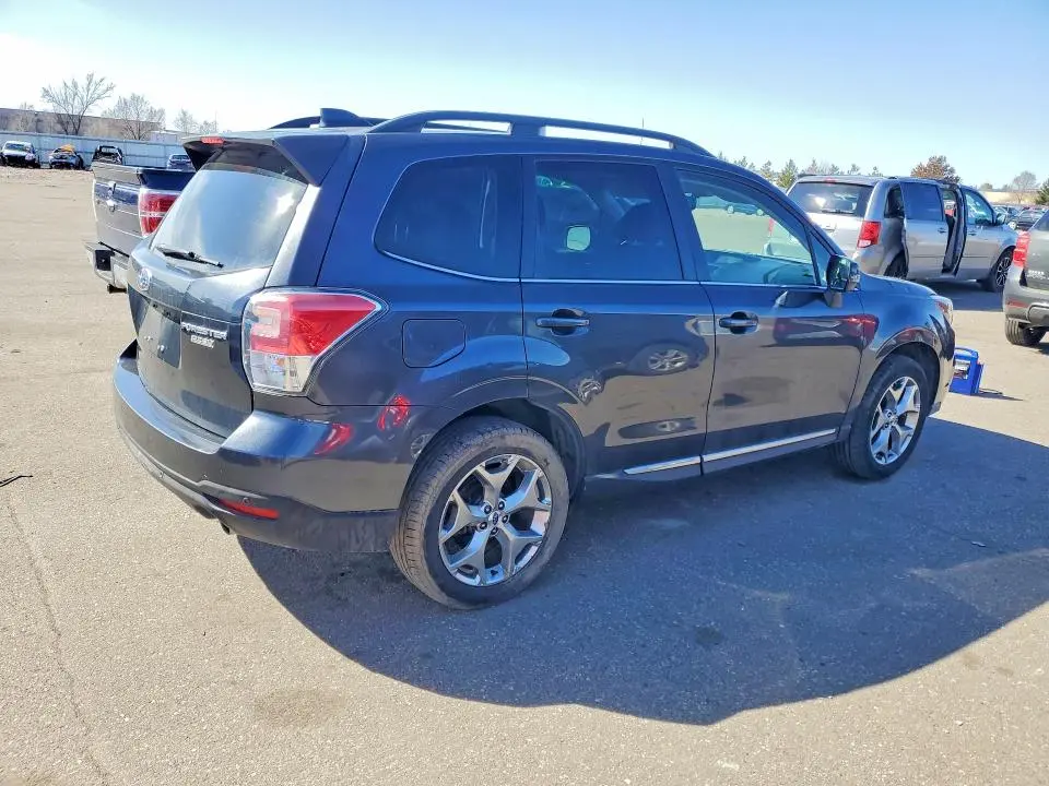 2017 SUBARU FOREST 2.5   