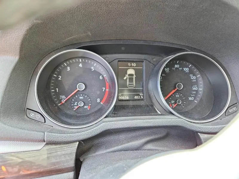 2016 VOLKSWAGEN PASSAT SE  