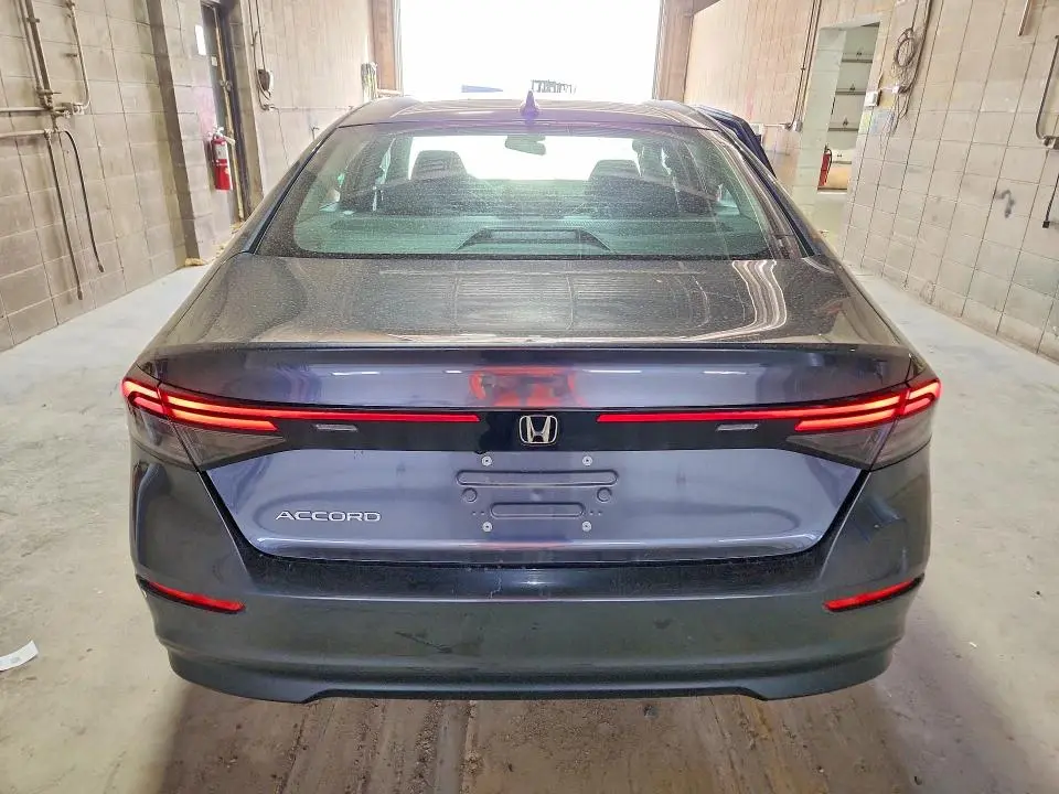 2023 HONDA ACCORD LX  