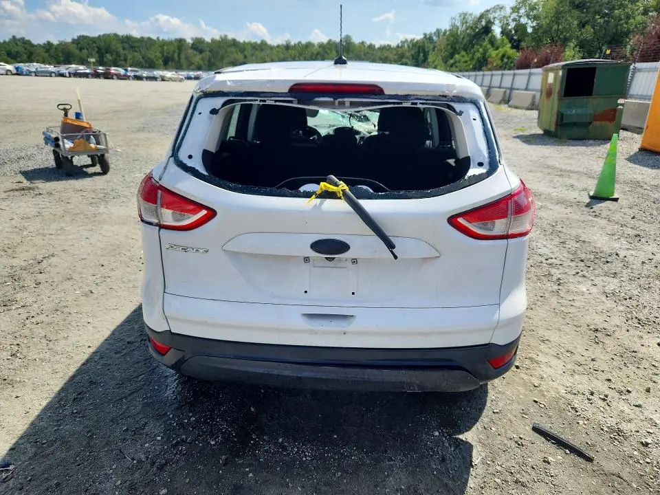 2014 FORD ESCAPE S  