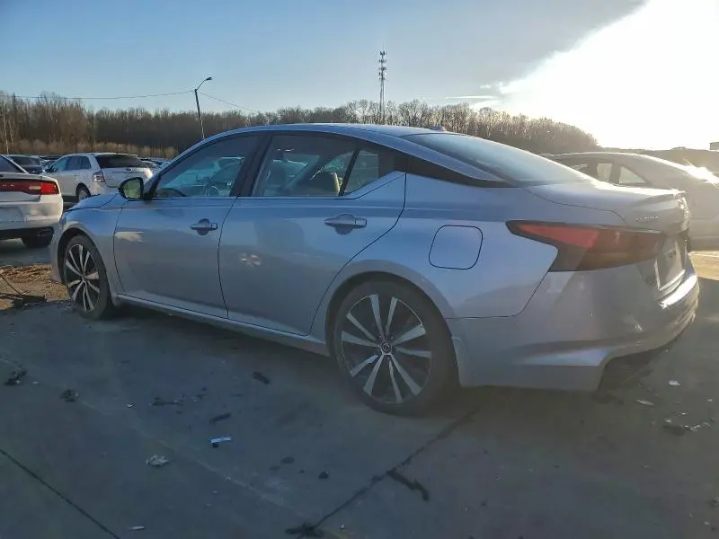 2020 NISSAN ALTIMA SR  