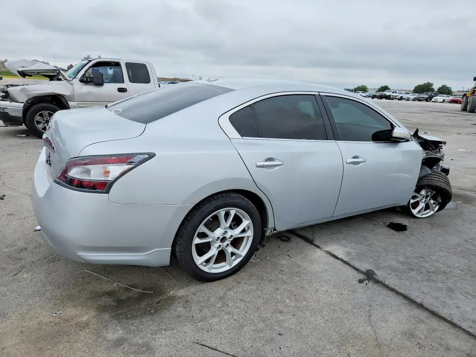 2012 NISSAN MAXIMA   