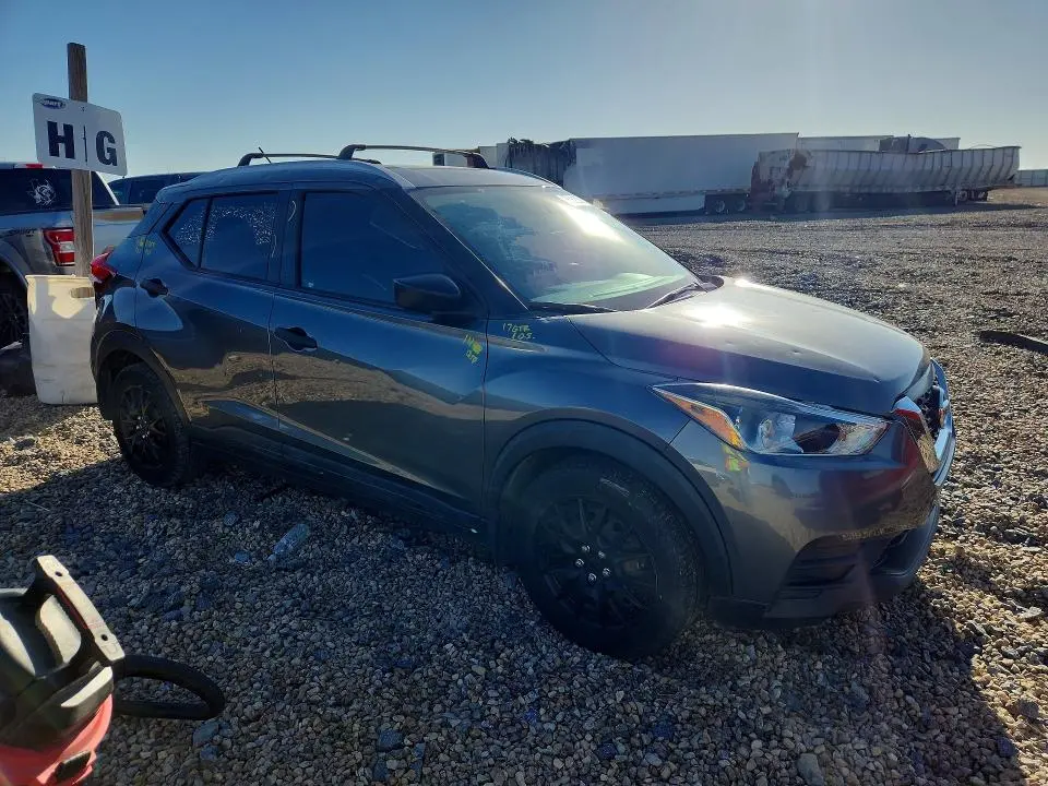 2019 NISSAN KICKS S  