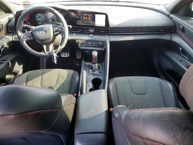2022 HYUNDAI ELANTRA   