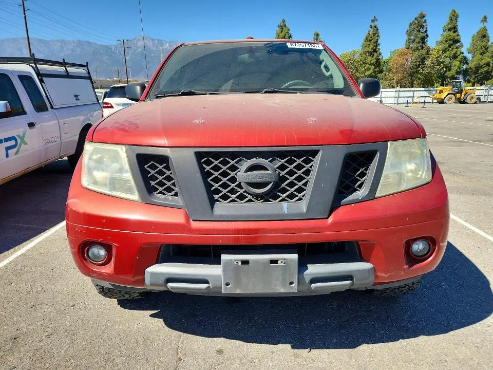 2016 NISSAN FRONTIER SV  