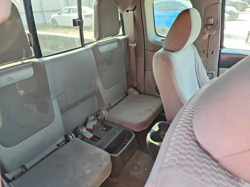 2015 TOYOTA TACOMA BASE  