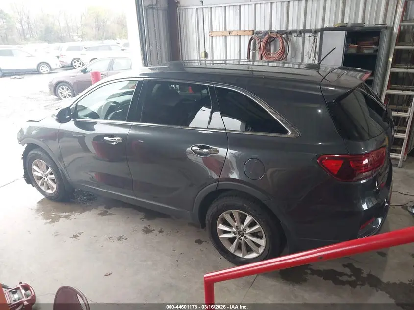 2019 KIA SORENTO 2.4L LX