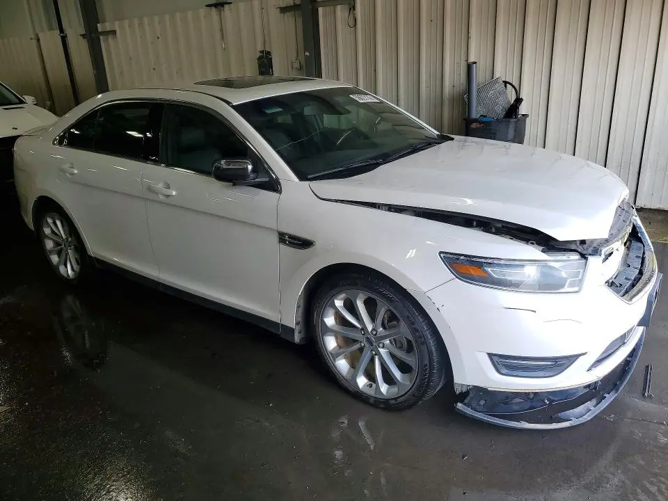 2015 FORD TAURUS LIMITED  