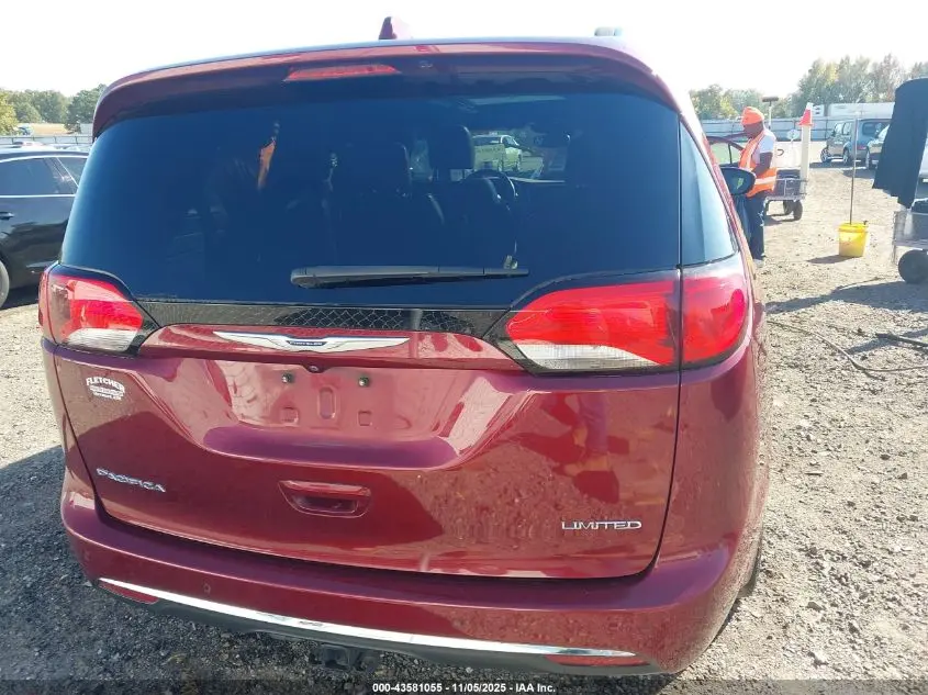 2020 CHRYSLER PACIFICA LIMITED