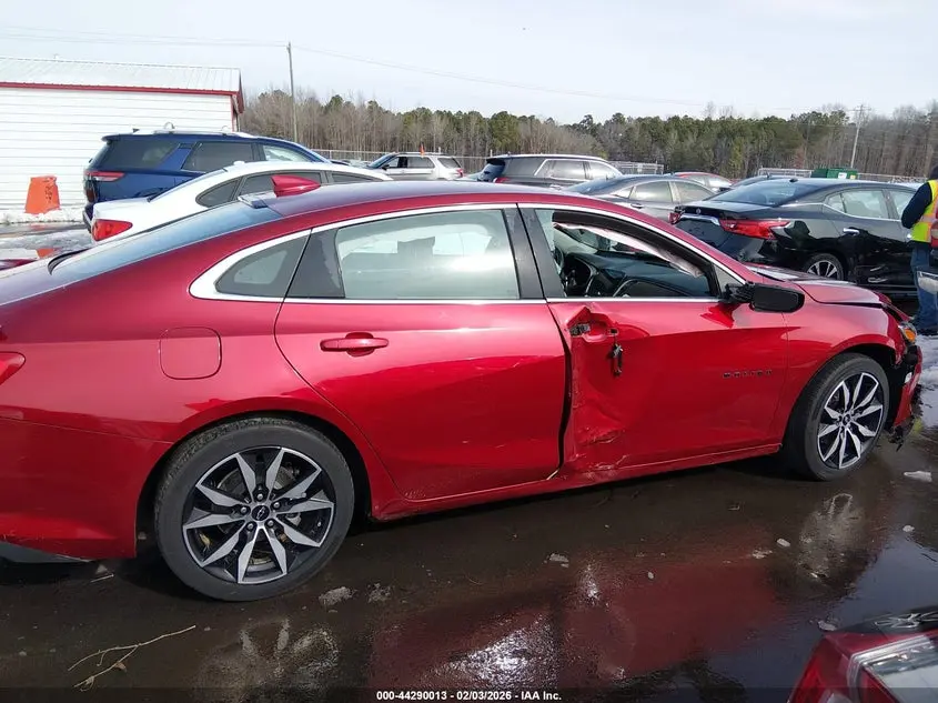 2022 CHEVROLET MALIBU FWD RS