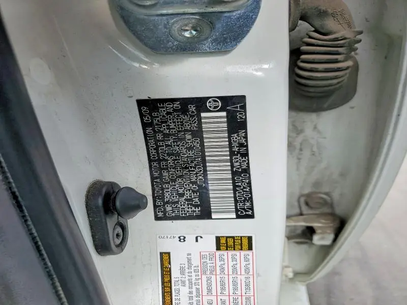 2010 TOYOTA PRIUS IV  