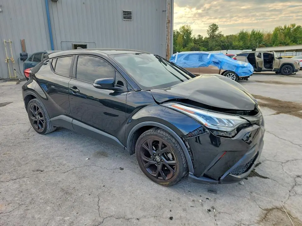 2022 TOYOTA C-HR NIGHTSHADE  