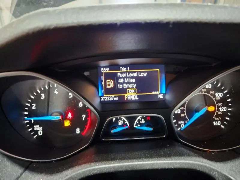2016 FORD FOCUS SE  