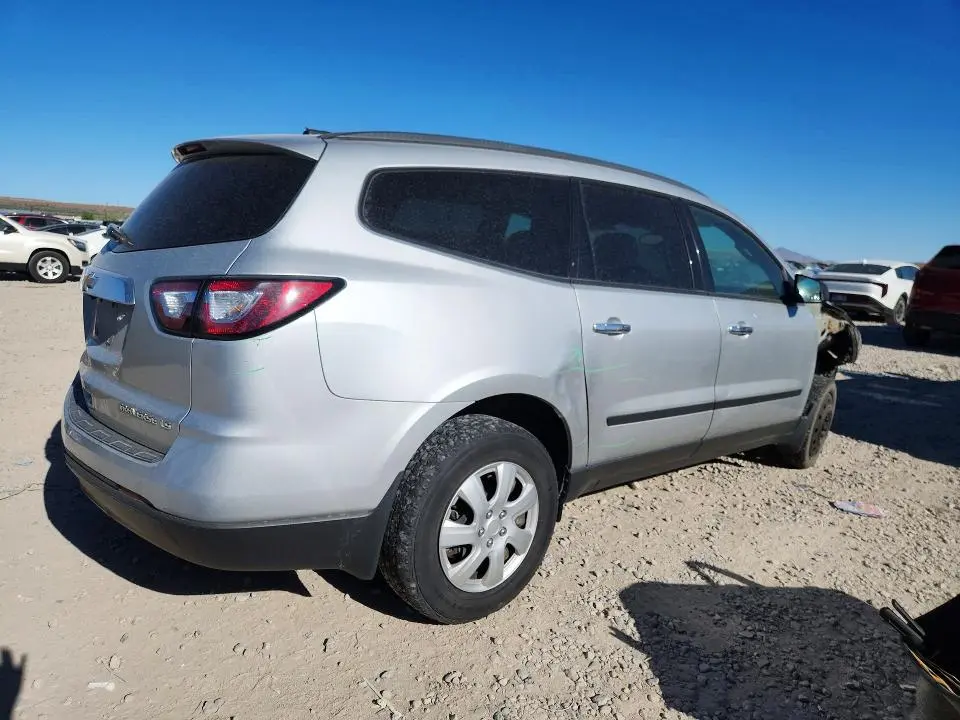 2016 CHEVROLET TRAVERSE LS  