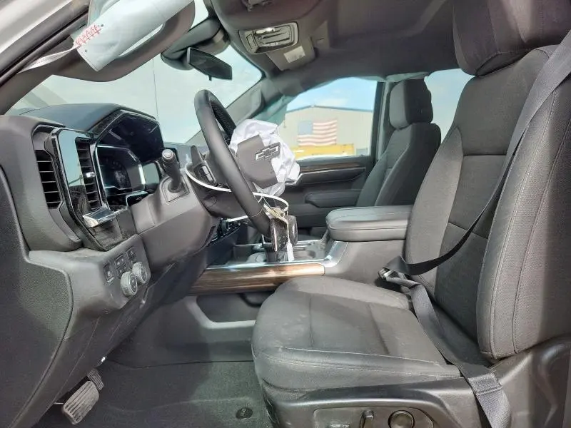 2024 CHEVROLET SILVERADO K1500 LT TRAIL BOSS  