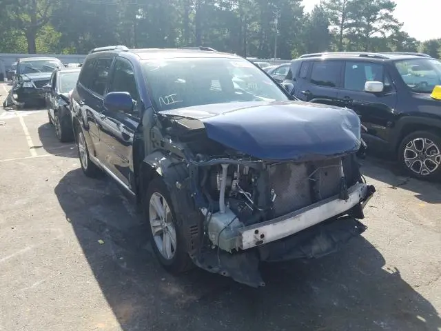 2013 TOYOTA HIGHLANDER LIMITED