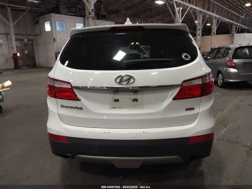 2016 HYUNDAI SANTA FE SE