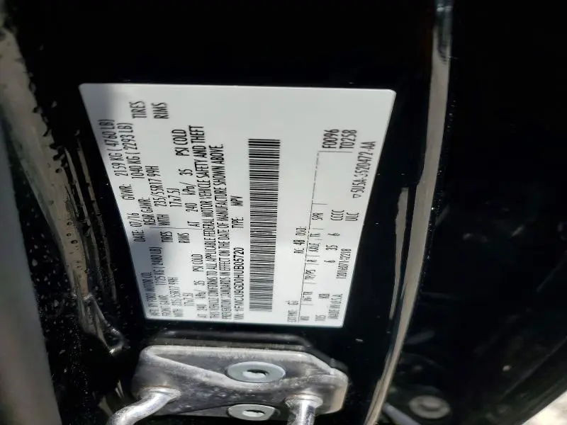 2017 FORD ESCAPE SE  