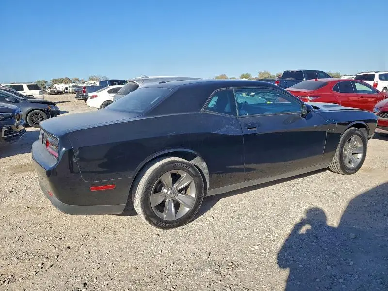 2015 DODGE CHALLENGER SXT  