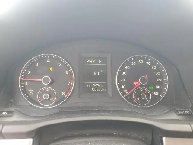 2010 VOLKSWAGEN JETTA LIMITED  