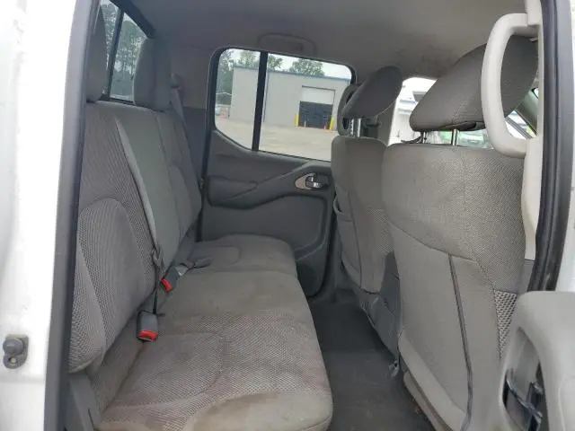 2020 NISSAN FRONTIER S  