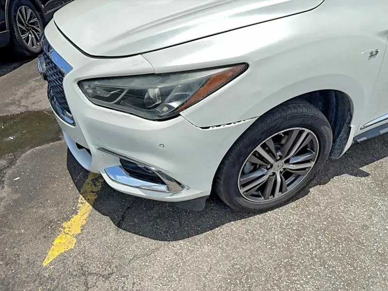 2019 INFINITI QX60 LUXE  