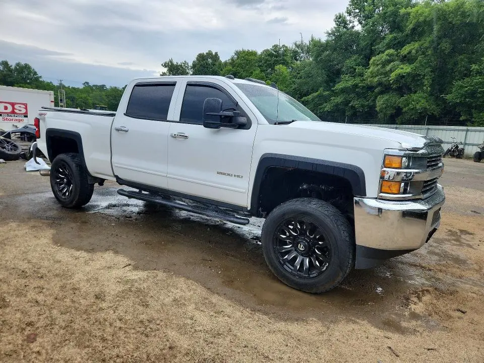 2015 CHEVROLET SILVERADO K2500 HEAVY DUTY LT  