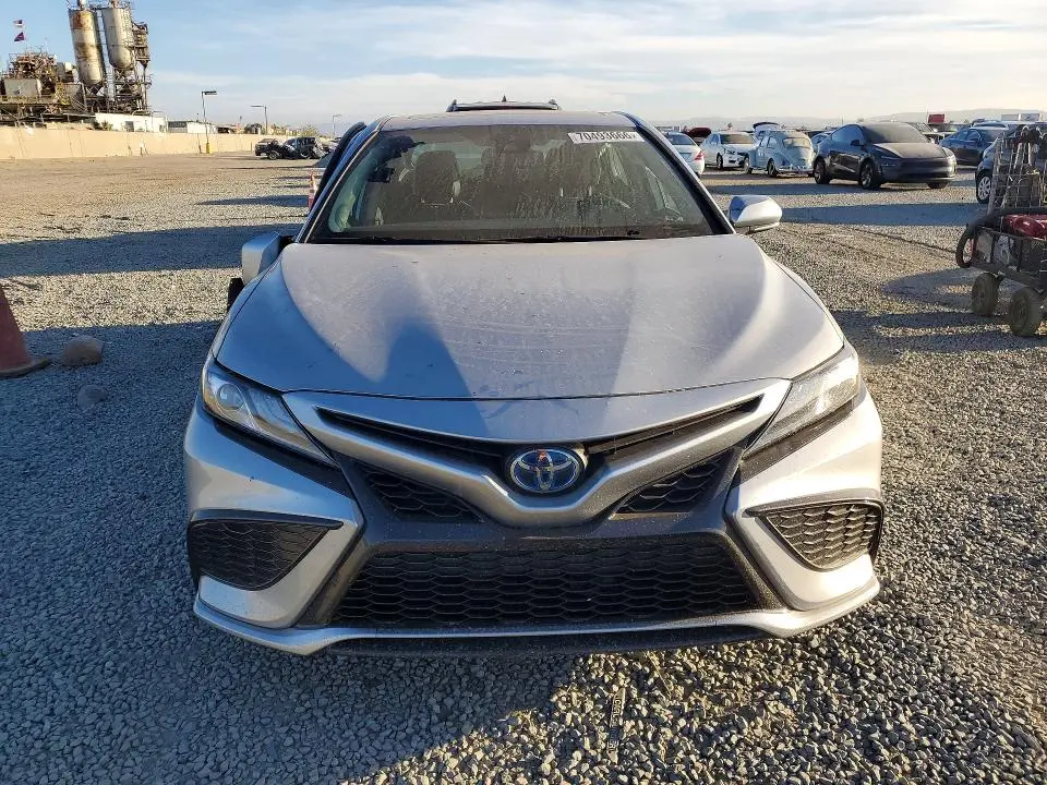 2021 TOYOTA CAMRY XSE  