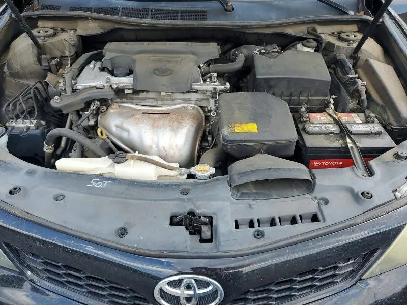 2013 TOYOTA CAMRY SE  