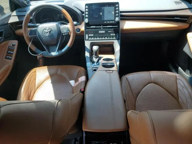 2019 TOYOTA AVALON XLE  
