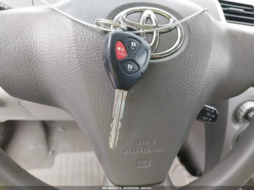 2010 TOYOTA YARIS  