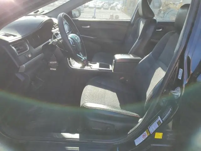 2016 TOYOTA CAMRY LE  