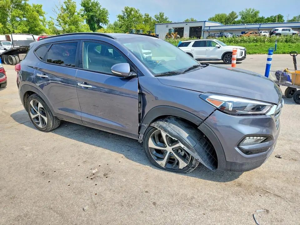 2016 HYUNDAI TUCSON LIMITED  