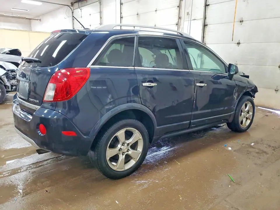 2014 CHEVROLET CAPTIVA LT  