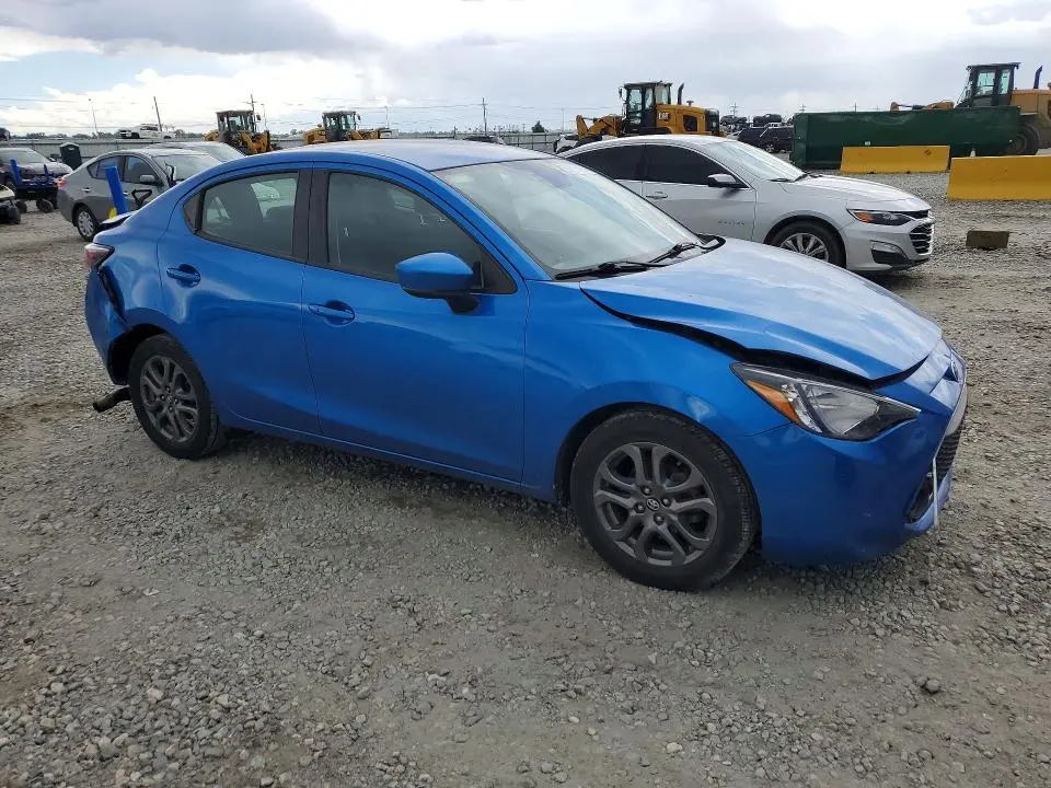 2019 TOYOTA YARIS LE  