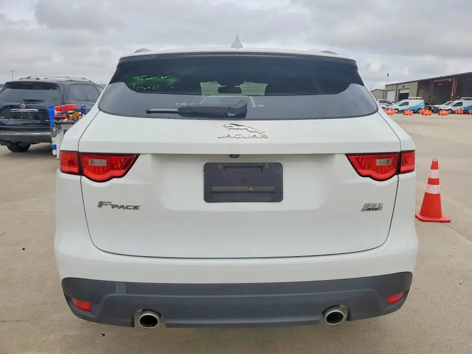 2018 JAGUAR F-PACE PREMIUM  