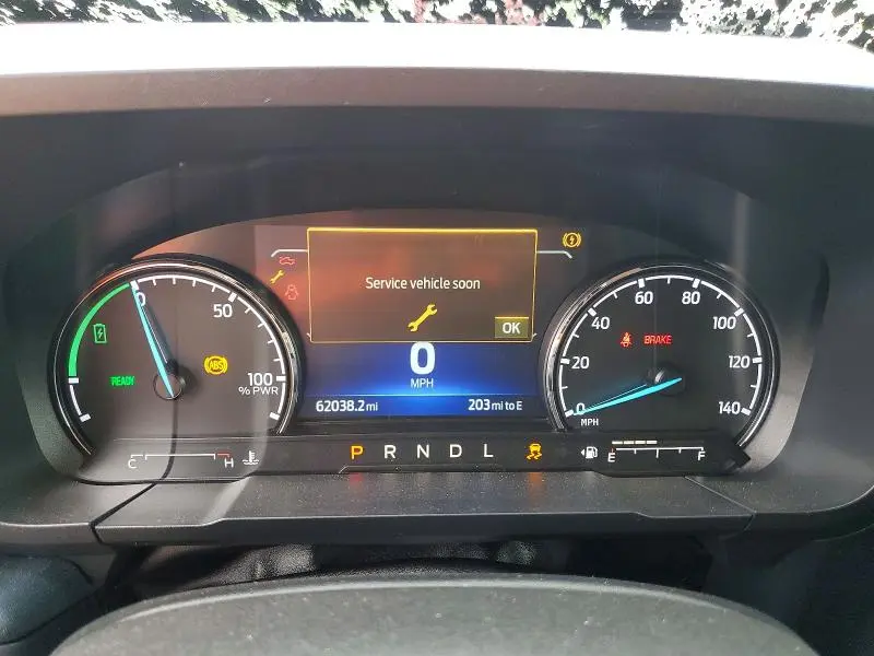 2023 FORD MAVERICK XL  