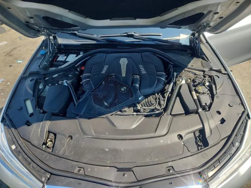 2017 BMW 750 XI  