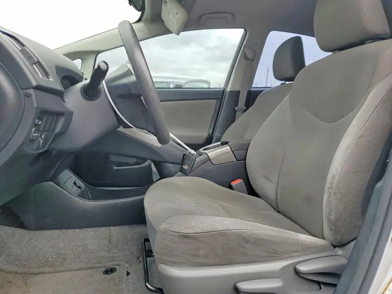2015 TOYOTA PRIUS THREE  