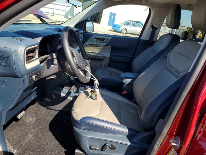 2025 FORD MAVERICK LARIAT  