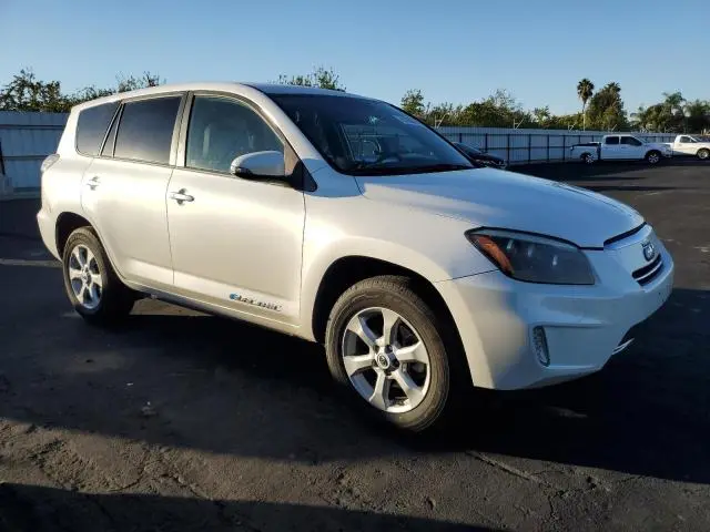 2014 TOYOTA RAV4 EV   