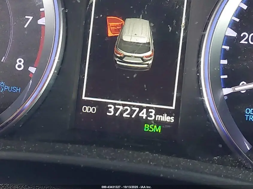 2019 TOYOTA HIGHLANDER XLE